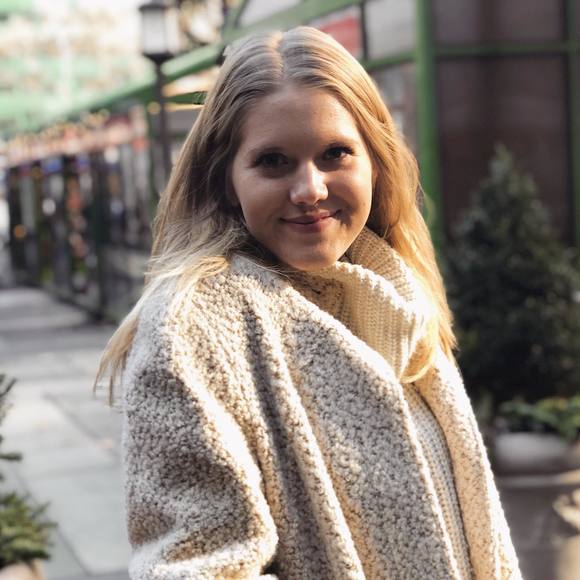 Meet the Posher Other - Meet your Posher, Clara